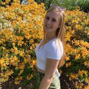 Meet your Posher, Katelyn